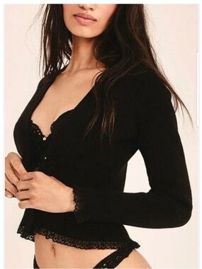 NWT For Love and Lemons Ribbed Long-Sleeve Crop Cardigan Lace Trim Small Black
